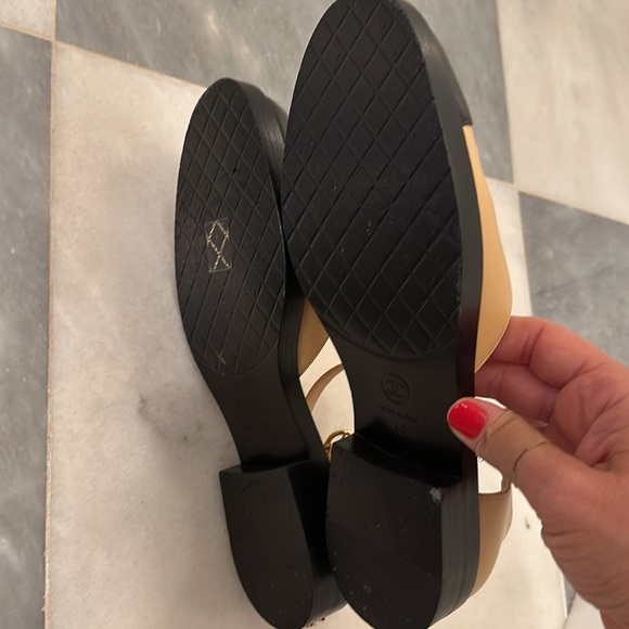 Chanel beige and black flats - Picture 3 of 7